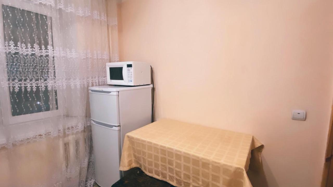 2 Комн Квартира На Новой Площади Apartment Almaty Exterior photo